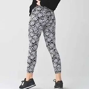 LULULEMON Rosey Posey Geometric Rose 7/8 Leggings 6